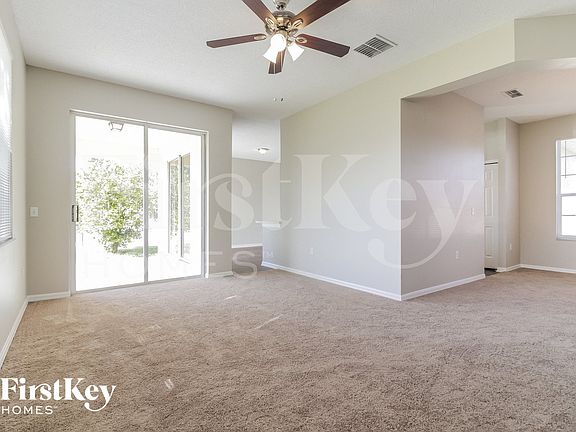 2nd image of 608 Heraldo Ct