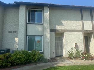 4722 Knickerbocker Ln, Riverside, CA 92501