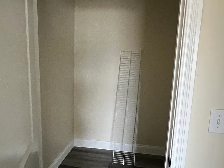 3840 Rohling Oaks Dr #4 — Photo 13
