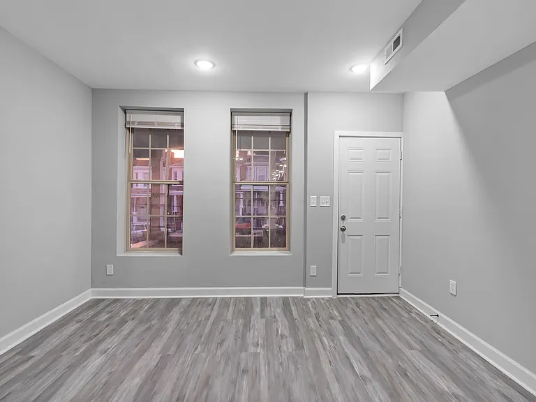 1731 N Pulaski St — Photo 10