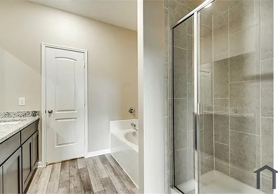 1925 Liam Dr — Photo 9