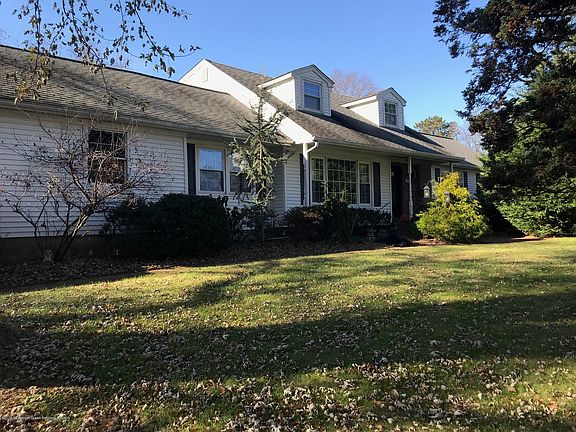 2nd image of 102 Nedshire Dr