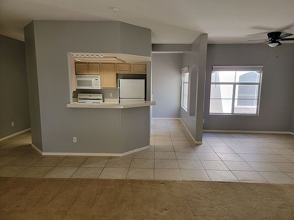 2nd image of 2975 Bluegrass Ln Building 15