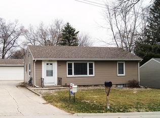 3511 Coy St, Ames, IA 50014