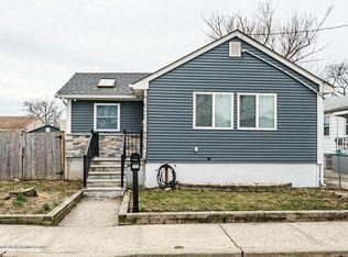 89 Twilight Ave, Keansburg, NJ 07734