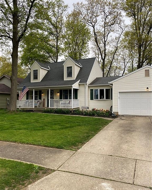 1st image of 1470 Lexington Dr