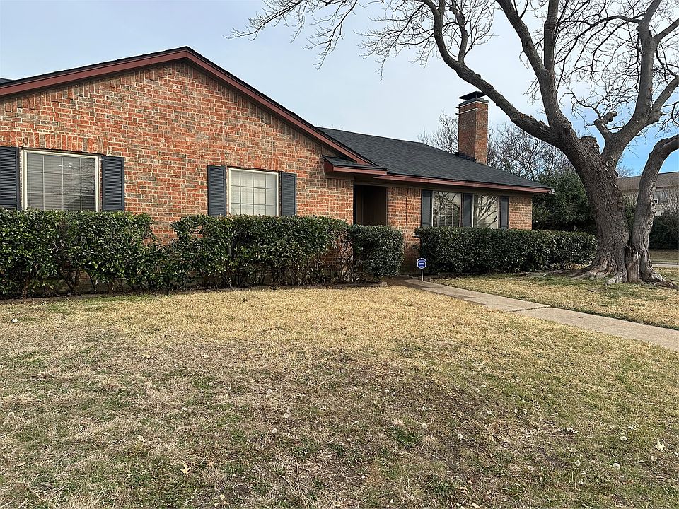 1st image of 2418 Sam Houston Dr