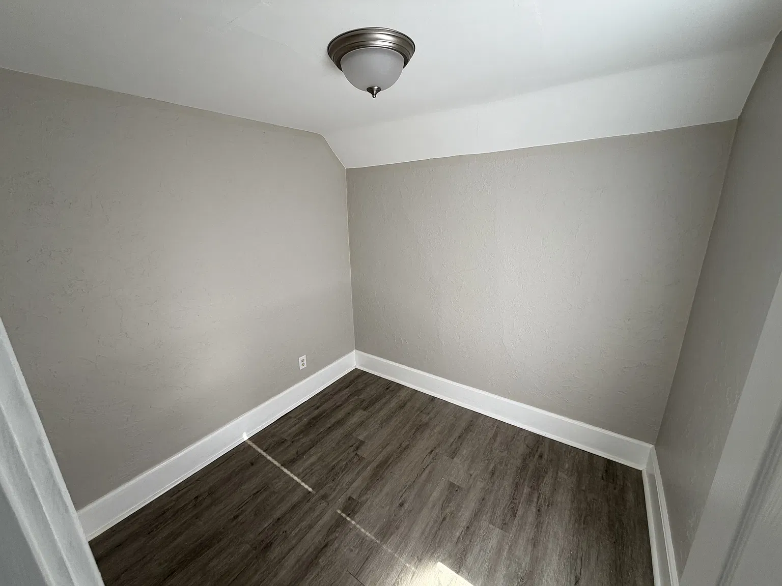 405 Rock Street - 1 — Photo 2