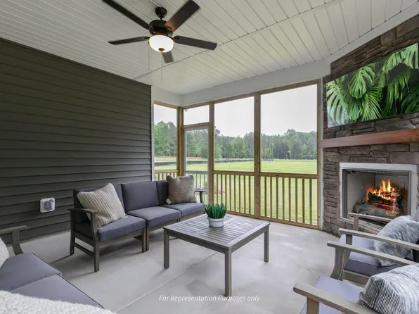 8925 Brook Trout Ln, Willow Springs, NC 27592