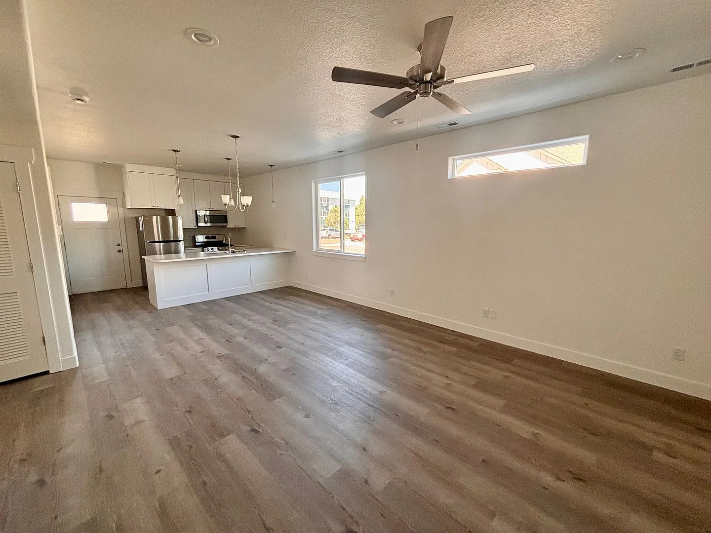 New build 3-Bedroom Townhomes Available — Photo 4