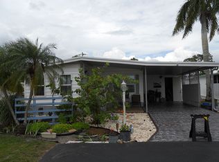 817 Homefolks St, North Fort Myers, FL 33917