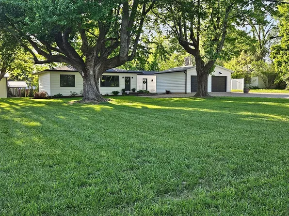 6155 Grand River Rd, Newburgh, IN 47630