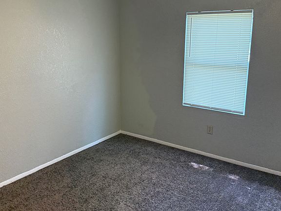 4th image of 4070 Lindsey Dr