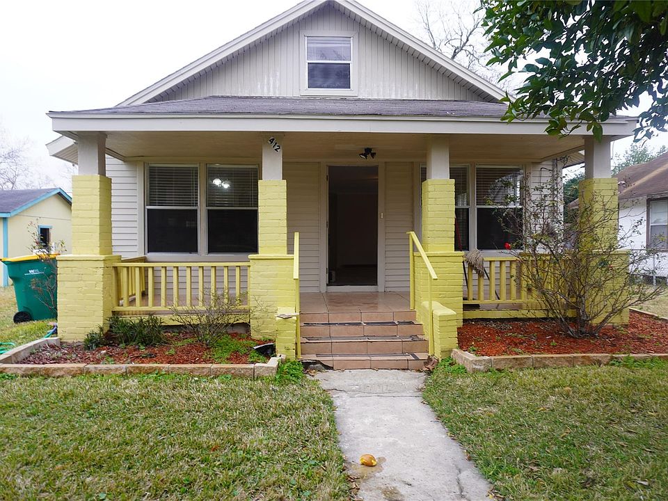1st image of 412 W Nazro St