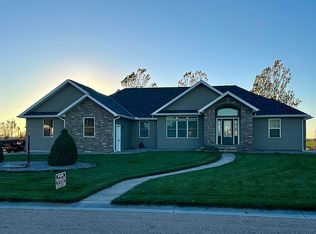 721 N Broadway St, Plainville, KS 67663