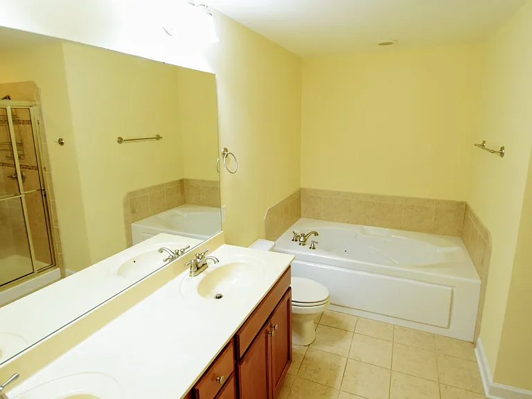 1308 Braybrooke Pl — Photo 20