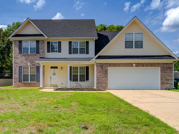 2517 Cambridge Rd, Burlington, NC 27215
