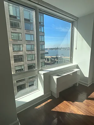 Rented by Akam Sales and Brokerage | media 2