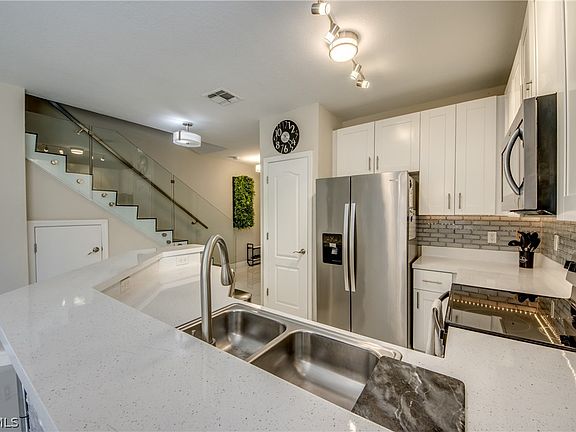 5th image of 8531 Athena Ct