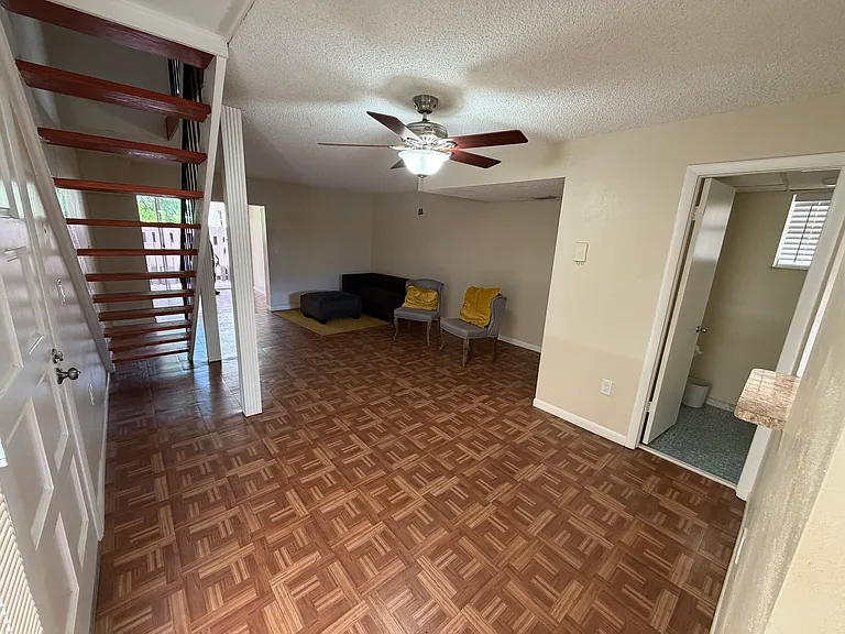 8739 NE 4th Avenue Rd #8739 — Photo 5