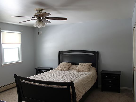 3rd image of 305 Fye St