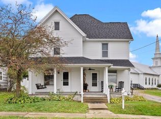 48 Grange St, Lexington, OH 44904