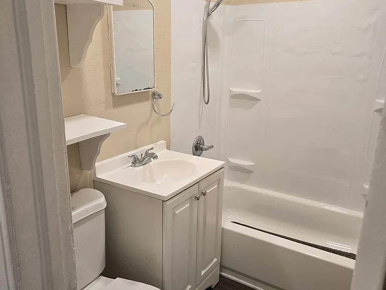 106 NE Bell Dr — Photo 12