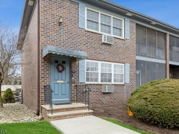 580 Bloomfield Ave #8-B, West Caldwell Twp., NJ 07006
