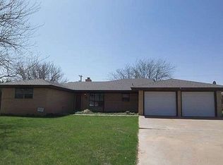 2116 Tech Dr, Levelland, TX 79336