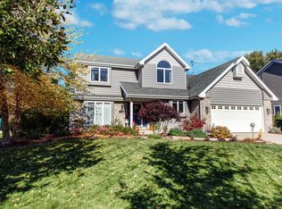 1118 Ranchwood Dr, Shorewood, IL 60404