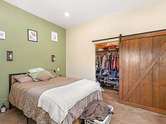 4th image of 3261 Lane Mountain Way #C