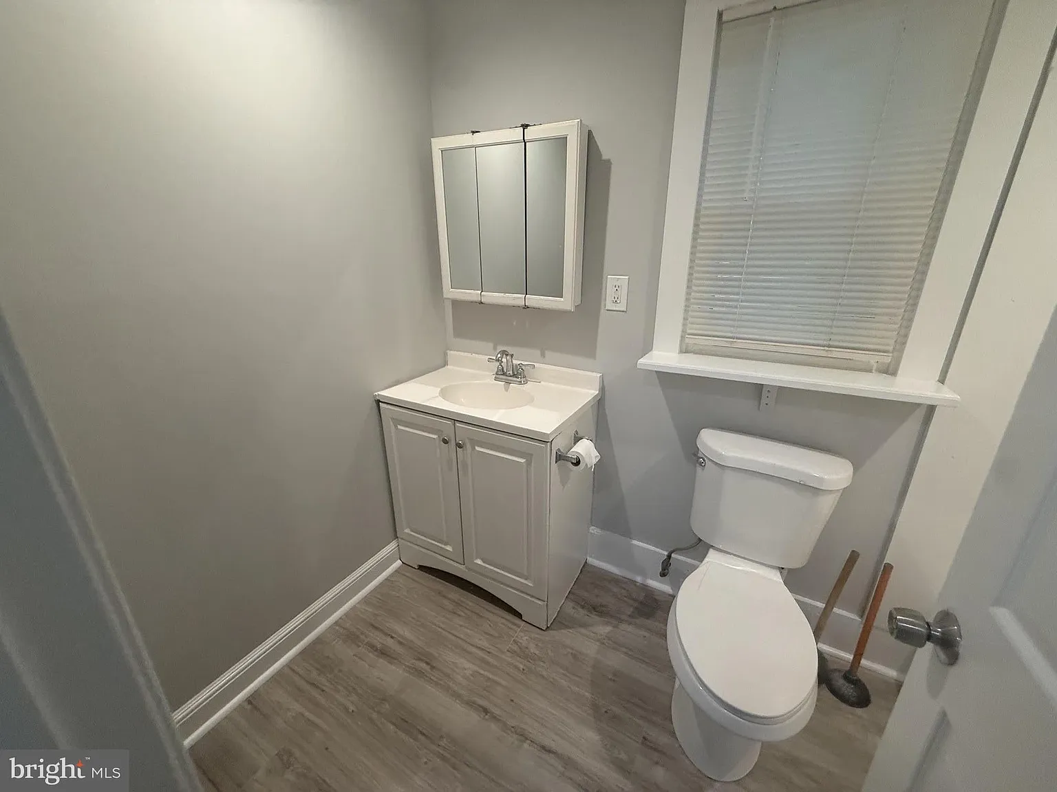 2 bed, 750 sqft, $1,850 — Photo 3