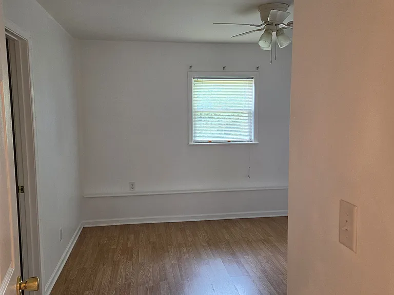 46 Richardson Dr #B — Photo 16
