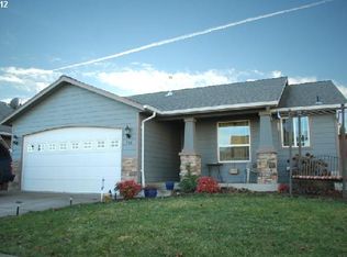 718 Breezy Way NE, Albany, OR 97322