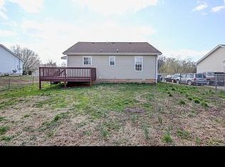 925 Granny White Rd, Clarksville, TN 37040