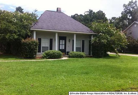 5th image of 8097 Versailles Dr