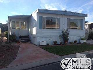 1st image of 213 Calle De La Rosa #213