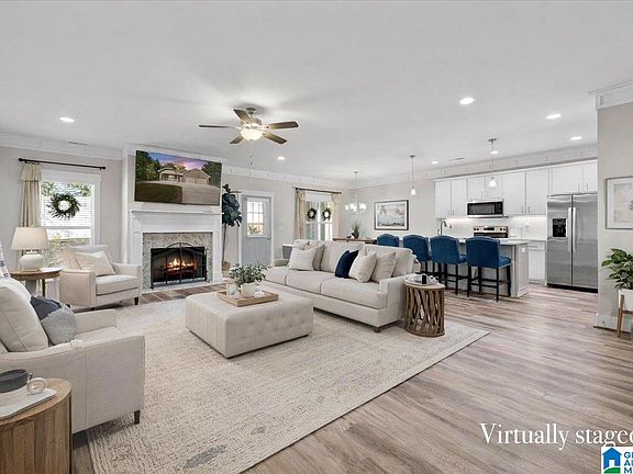 2nd image of 39 Robinwood Dr