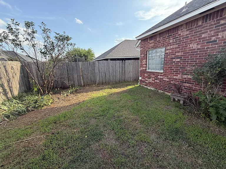 608 N Cherokee Way — Photo 25