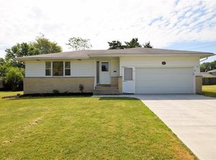 2747 Bowmen Ln, Parma, OH