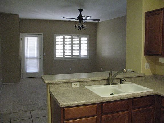 3rd image of 3742 E Longhorn Dr