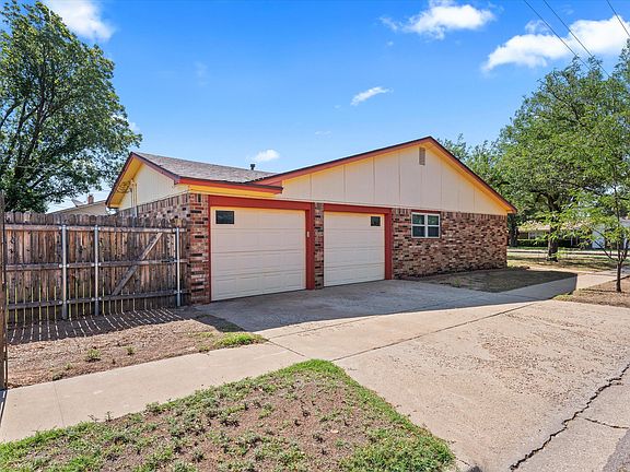 3rd image of 4520 54th St