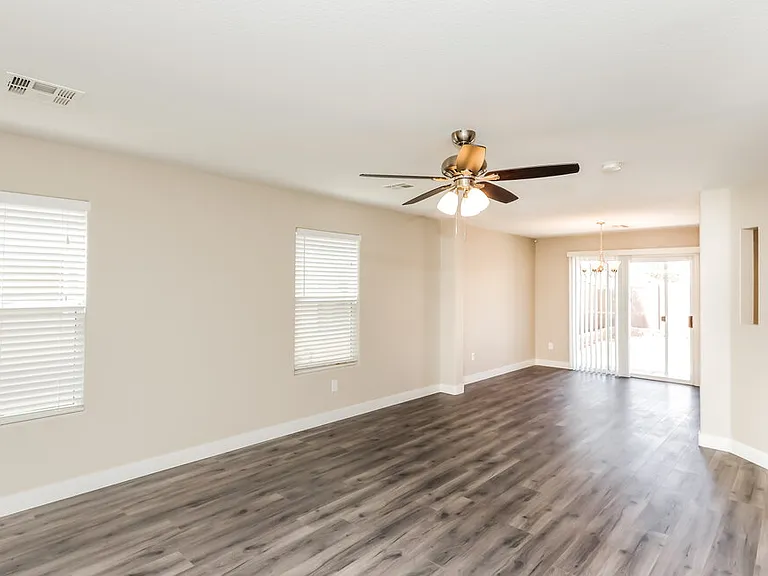 3038 Cantabria Ct — Photo 6