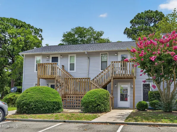 2521 Flint Drive, Wilmington, NC 28401