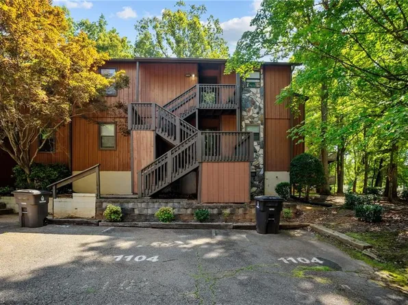 1104 Aspenwood Ct, Winston Salem, NC 27106