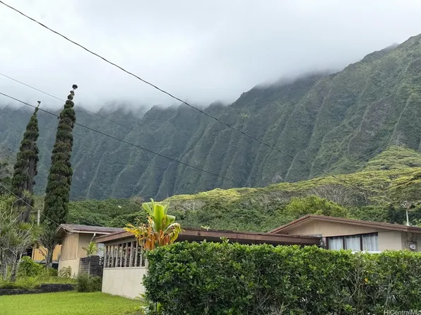 45-671 Lohiehu St, Kaneohe, HI 96744