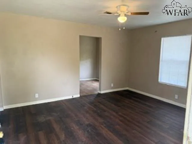 3021 Huskie Dr — Photo 3