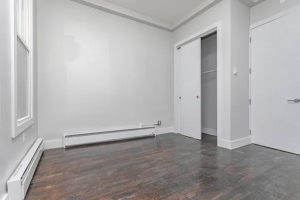 Rented by MySpaceNYC | media 19