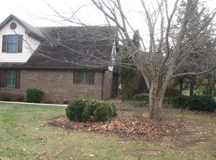 19402 Country Dr, Abingdon, VA 24211