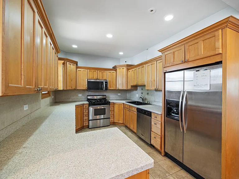 4911 N Bernard St — Photo 20